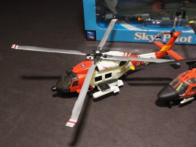 L151 SkyPilot 1/60 1/43 ダイキャストモデル 5点セット SH-60 Sea Hawk U.S. COAST GUARD ヘリコプターの画像2