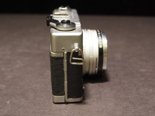 L185【ジャンク品】Canon Canonet QL17 G-Ⅲ QL フィルムカメラ マニュアルフォーカス 40mm 1:1.7_画像2