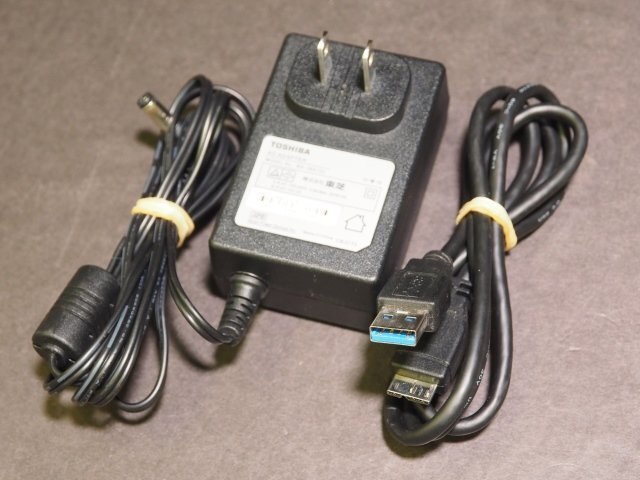 L180 TOSHIBA 外付けHDD 5TB HD-ED50TK 東芝 外付けハードディスク 使用時間:1811時間_画像7