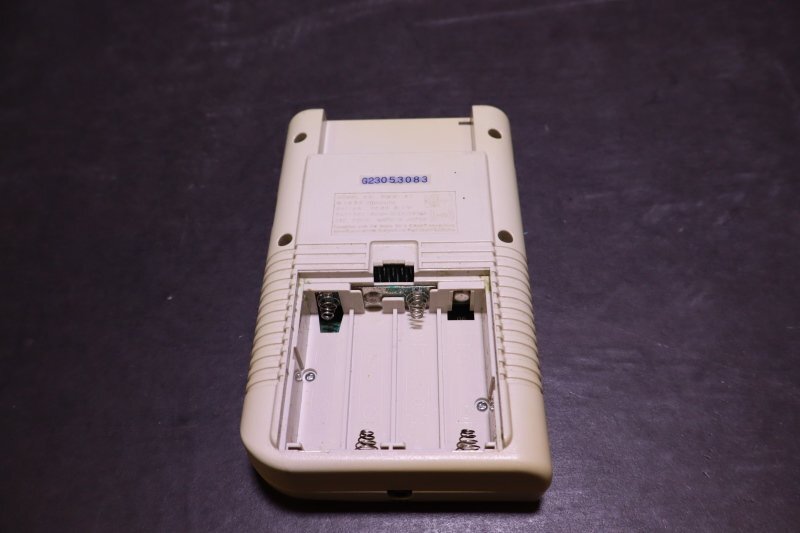 P343【ジャンク品】Nintendo GAME BOY ゲームボーイ DMG-01 本体のみの画像7