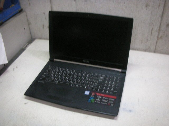 MSI GL62 7RDX(MS-16J9)Intel Core i7 7700HQ 2.8GHz/8GB/SSD 128GB + SATA 1TB 難あり！現状で！の画像2