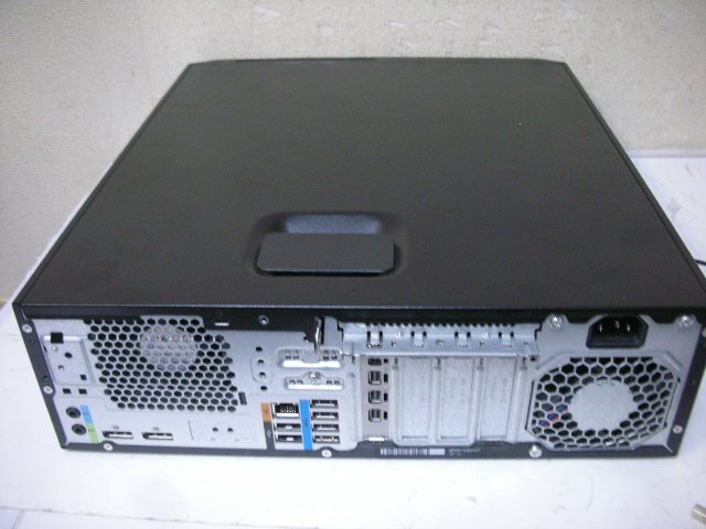 HP Z2 SFF G4 WorkStation(Xeon QuadCore E-2174G 3.8GHz/16GB/SSD M.2 512GB/Quadro P620)の画像3