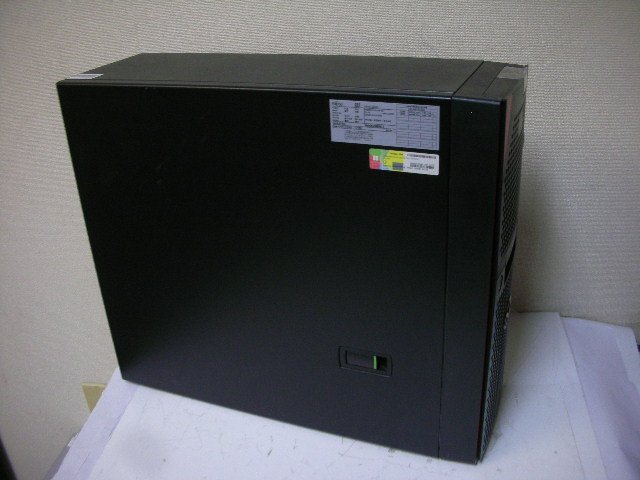 Fujitsu PRIMERGY TX1330 M2(Xeon QuadCore E3-1220 V5 3GHz/8GB/SAS 300GB x 3)_画像4