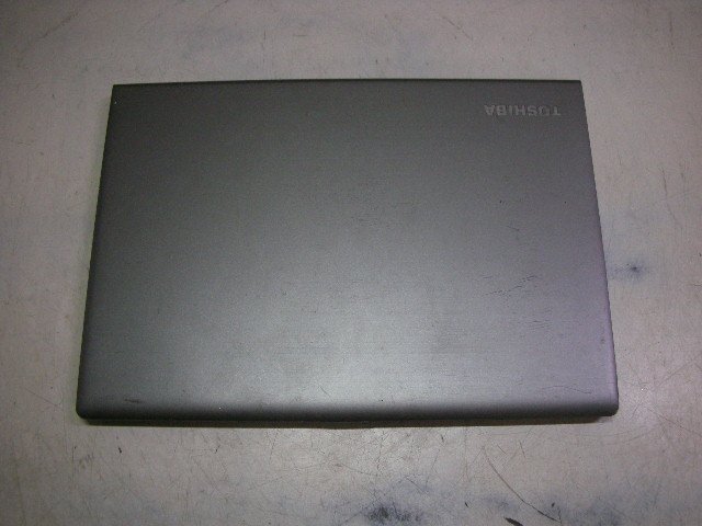 TOSHIBA dynabook R63/J(Intel Core i5 8250U 1.6GHz/8GB/SSD M.2 256GB)難あり！現状で！_画像4