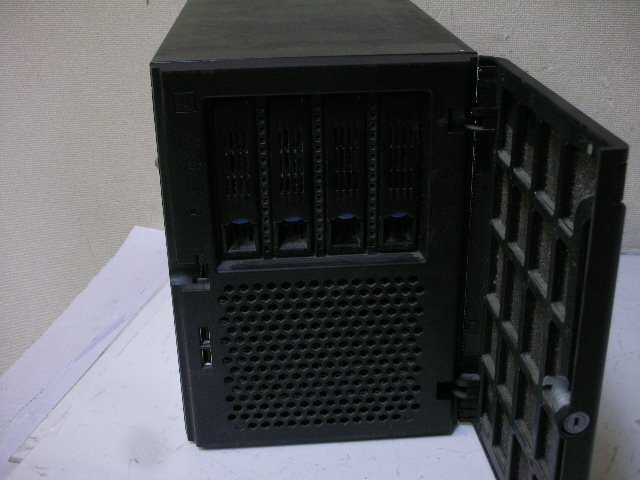 WALLIOR wall ..NWS-2T100ES(Xeon QuadCore E3-1226 V3 3.3GHz/8GB/SATA 2TB x 2)