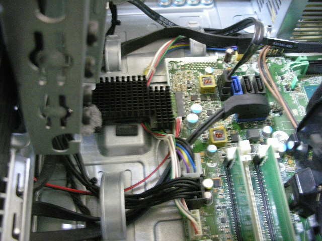 HP Z240 SFF WorkStation(Xeon QuadCore E3-1270 V6 3.8GHz/16GB/SSD M.2 512GB/Quadro P600)_画像6