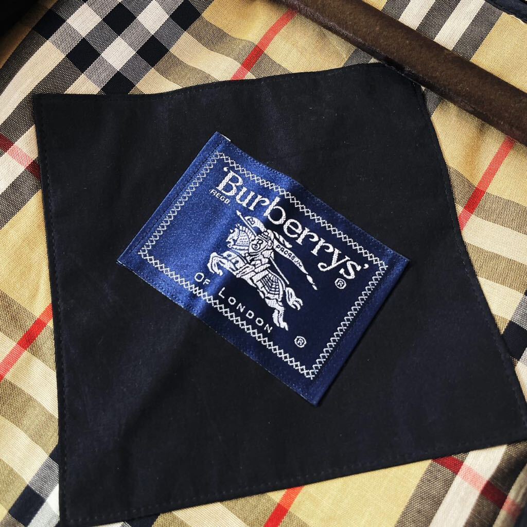 A3【ラグジュアリー】定価18万●BURBERRY●撥水コーティング抜群●シックに着こなす●高級トレンチコート バーバリーコート メンズ 通勤_画像8