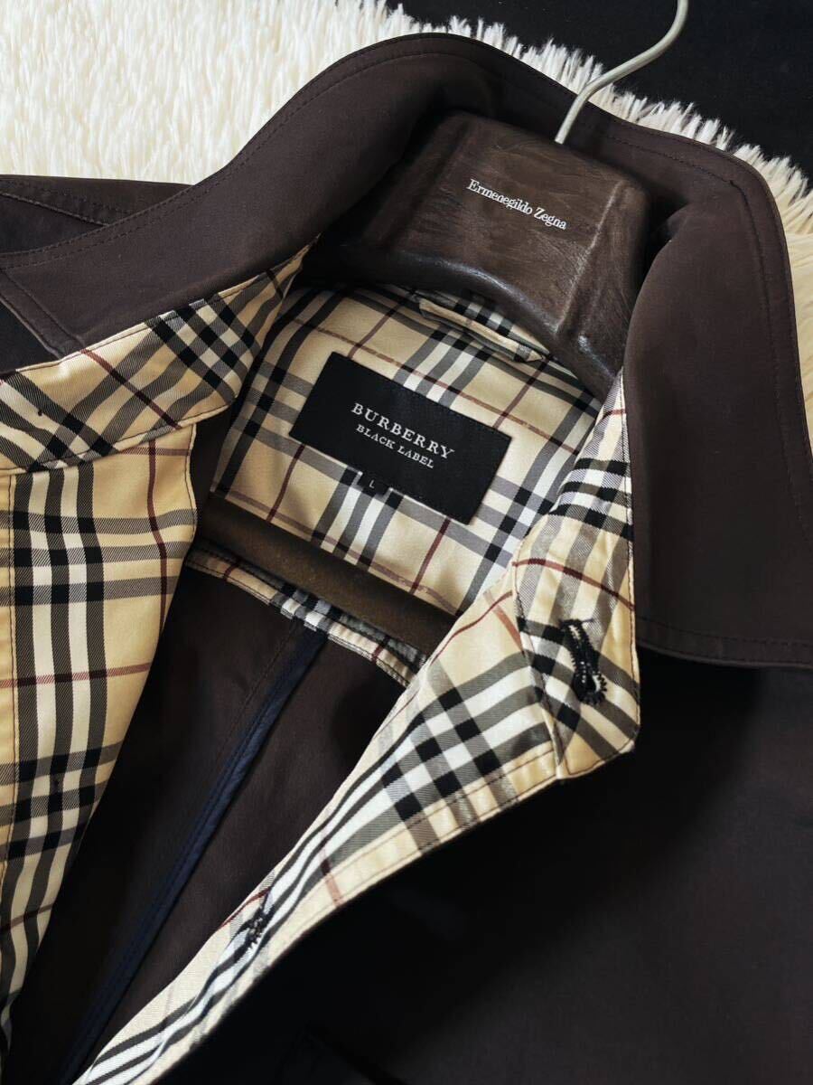 A33 定価10万●美品BURBERRY BLACK LABEL●都会派モードの着こなし●ブルゾン　ジャケット　バーバリーコートメンズ 三陽商会 L 通勤　_画像4