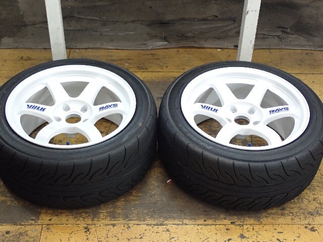 RAYSレイズ　VolkRacingボルクレーシング TE37/ホワイト １７インチ 9J+22 PCD114.3 5H 2本 タイヤNEOVA/AD08R 235/45R17　良品/P2　_画像1