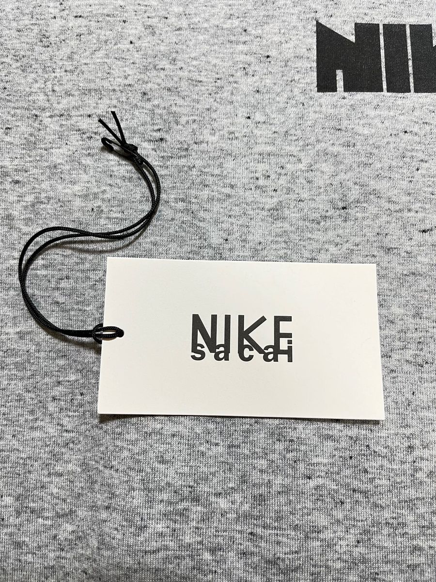 Nike ×sacai プリーツ 半袖トップス グレー ナイキ×サカイ Nike ×sacai プリーツ 半袖トップス グレー ナイキ×サカイ