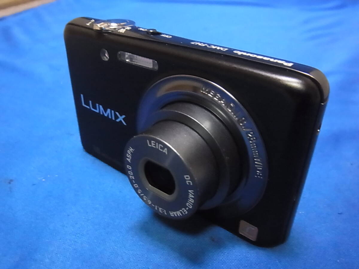 Panasonic コンパクトデジタルカメラ LUMIX DMC-FH7 (難あり) _画像2
