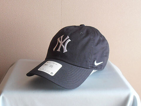 【Nike】ナイキ N.Y ヤンキース エバーグリーン キャップ ネイビー N.Y Yankees Nike Evergreen Club Adjustable Hat Navy　_画像1