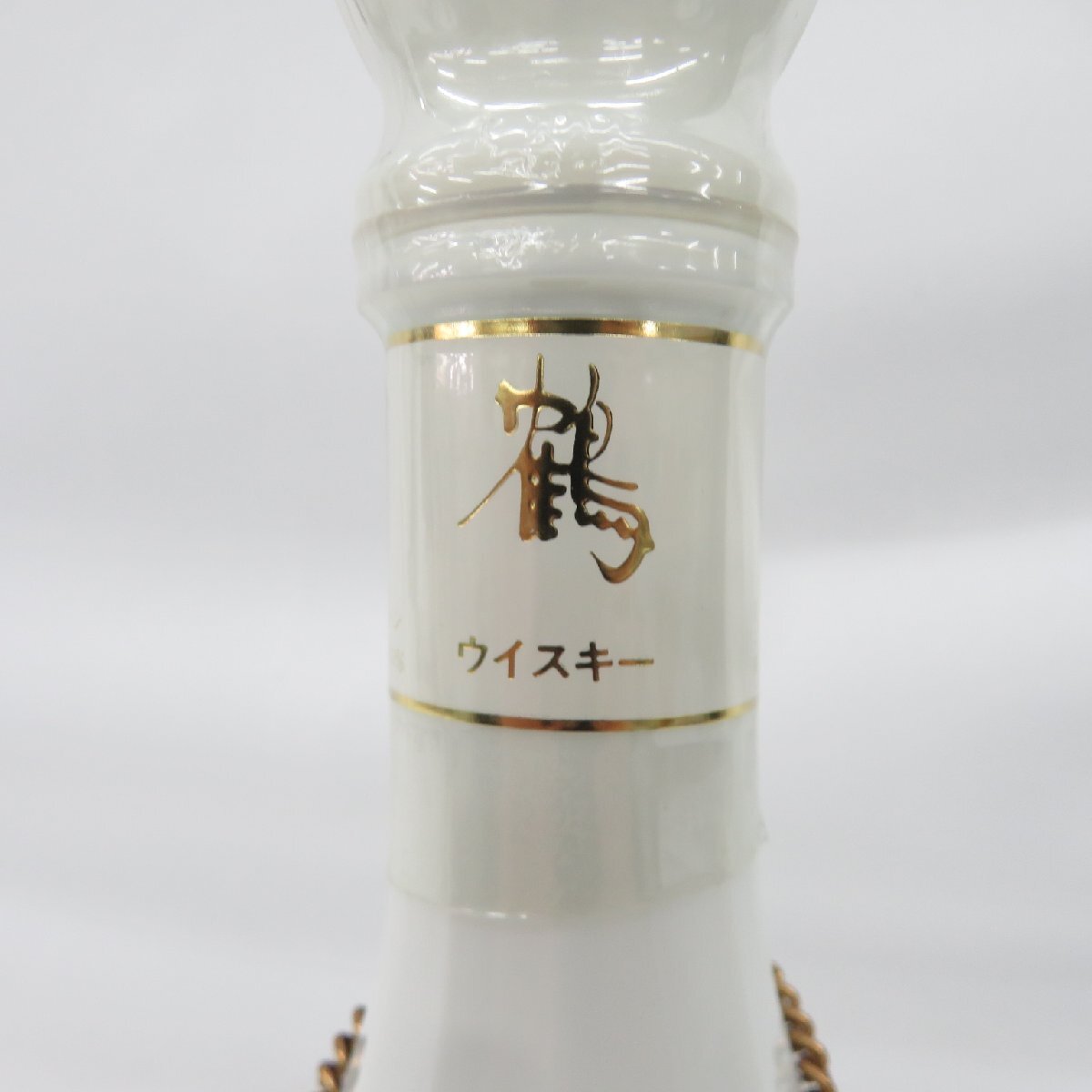 【未開栓】NIKKA ザ・ニッカ 鶴 陶器ボトル ウイスキー 750ml 43％ 1476g 11569099 0506の画像3