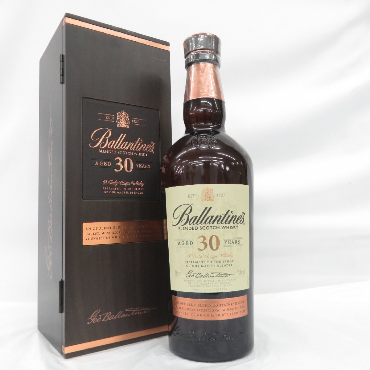 【未開栓】Ballantine's バランタイン 30年 ブレンデッド ウイスキー 700ml 40％ 箱付 11573569 0514_画像1