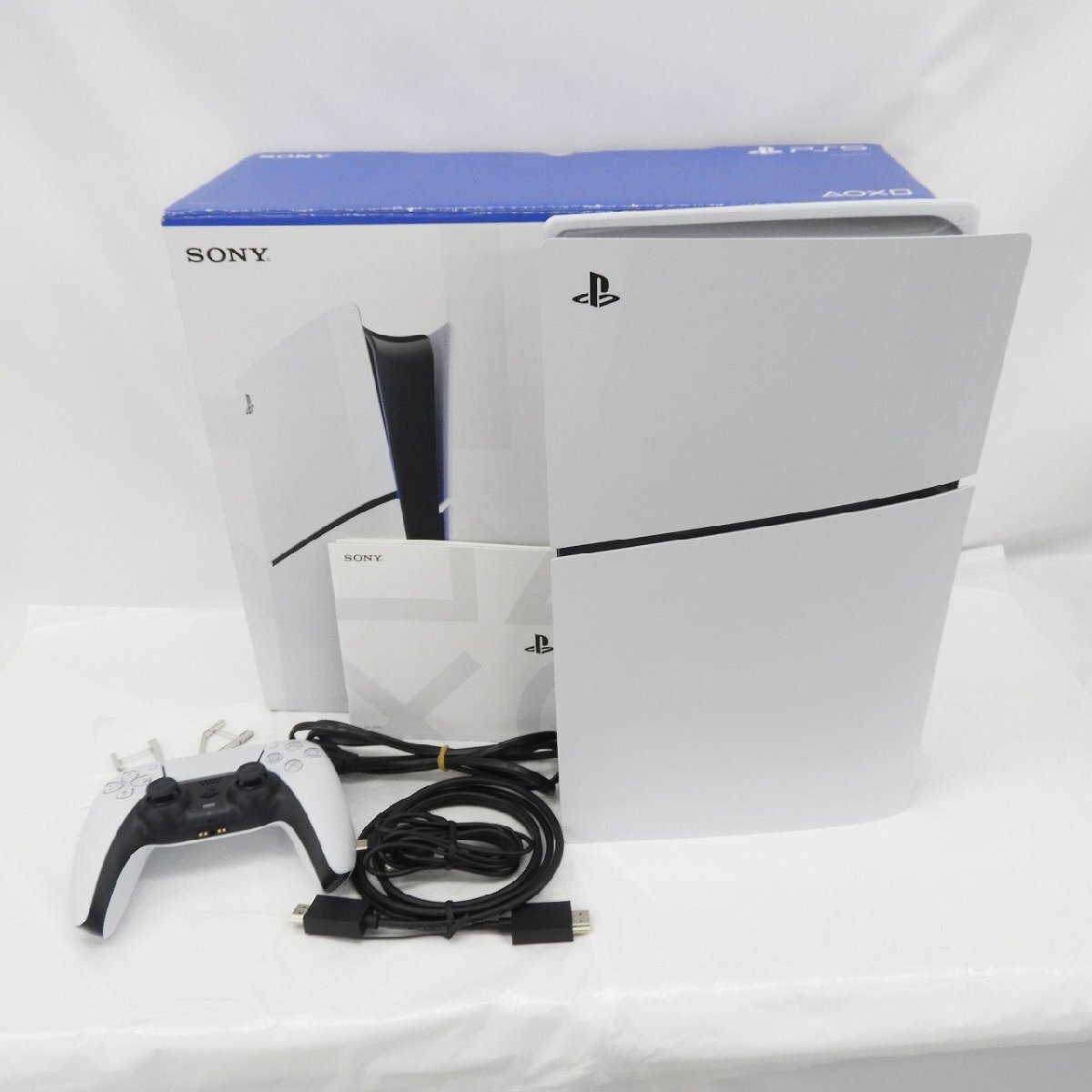 【美品】SONY ソニー PlayStation5 プレイステーション5 PS5 CFI-2000A01 1TB ディスクドライブ搭載モデル 11577935 0518_画像1