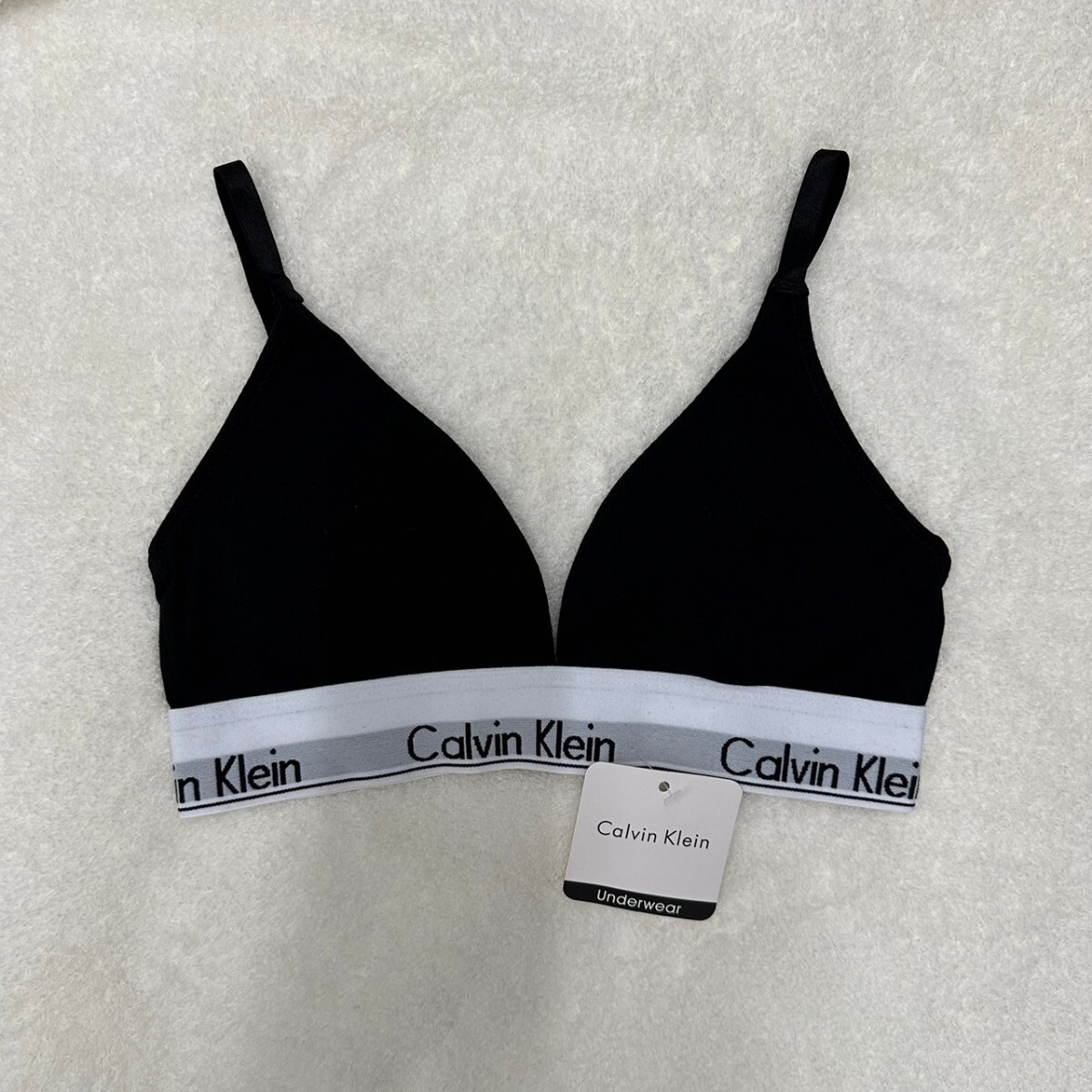  new goods unused M size Calvin Klein lady's bla shorts set 