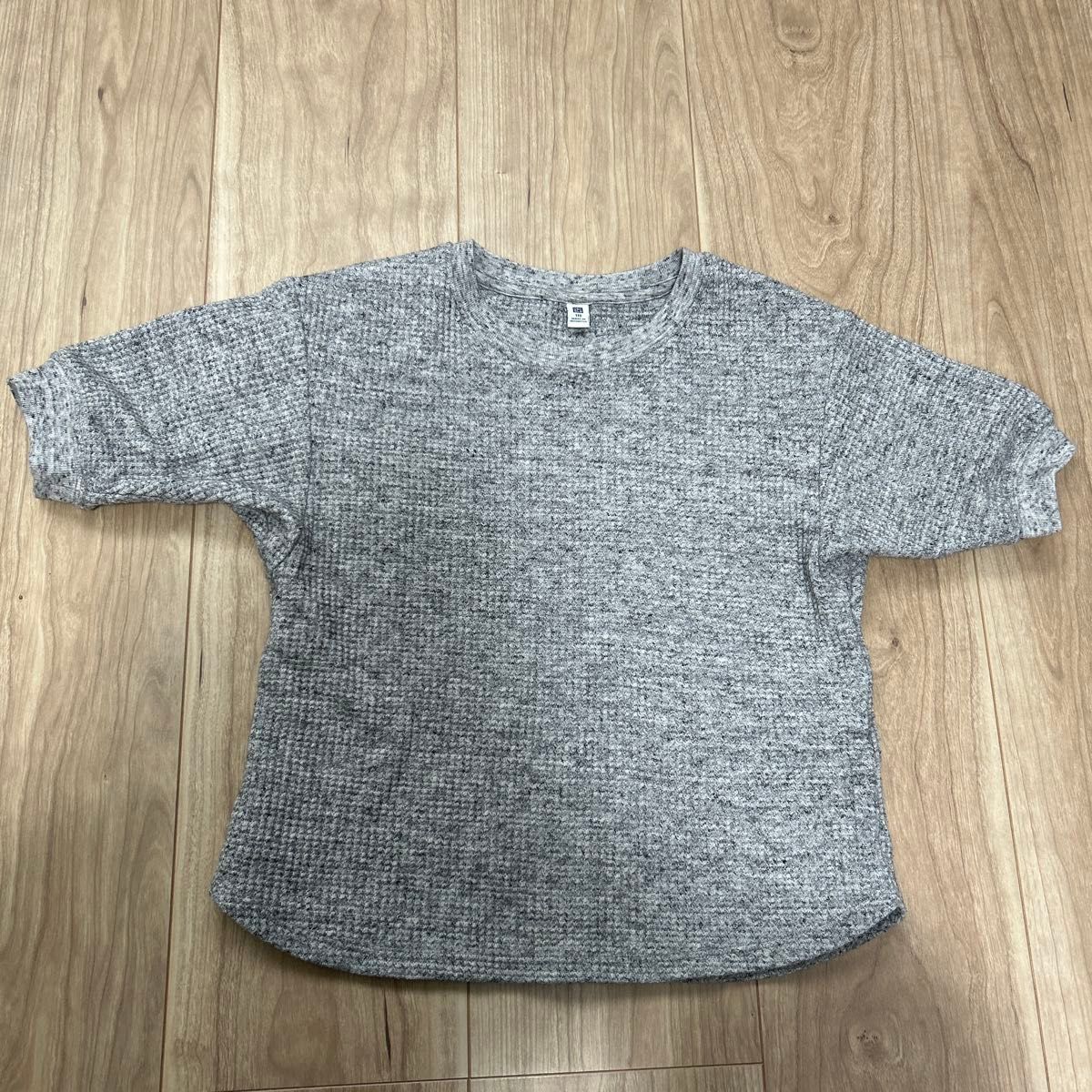 ユニクロ　110cm 半袖　キッズ　ワッフル　Tシャツ　　子供服　 カットソー グレー 綿