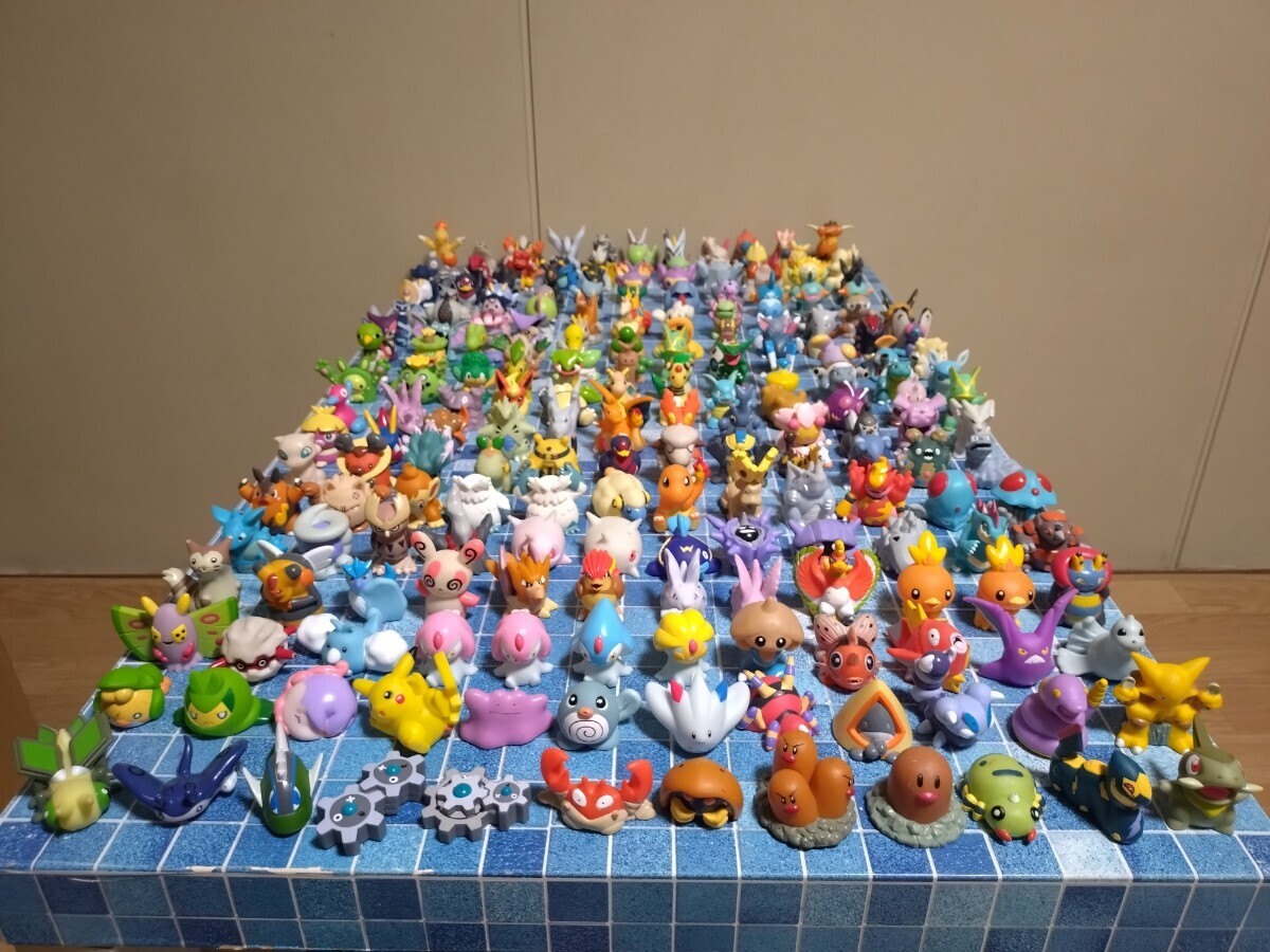Yahoo!オークション - ポケモン フィギュア 初代~ 指人形 200体 Yahoo!オークション - ポケモン フィギュア 初代~ 指人形 200体