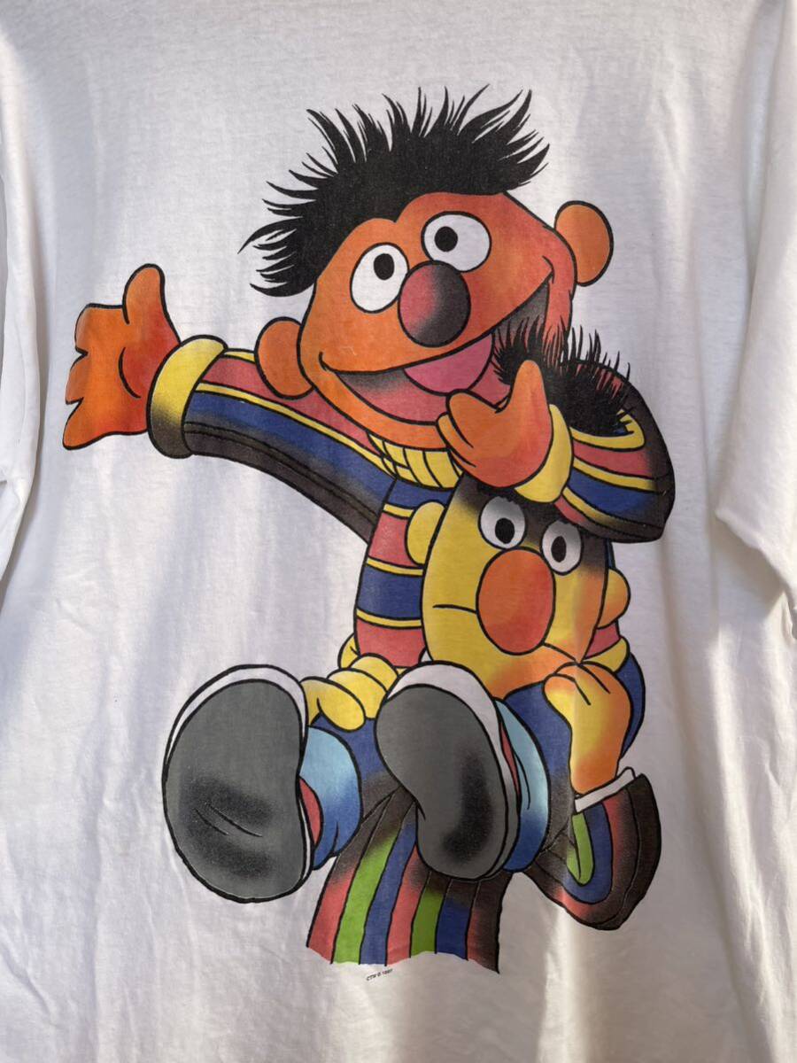 激レア ゆるだぼ 90s ヴィンテージ セサミストリート Tシャツ ホワイト 白 アーニー バート 1997年 SESAME STREET RED WOOD SPORTS WEAR