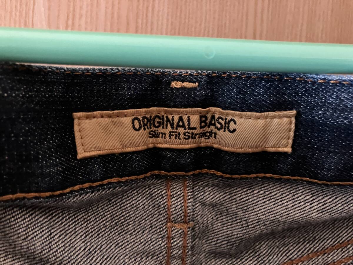 送料無料 ユニクロ ORIGINAL BASIC Slim Fit Straight S-001 31インチ スリムフィット