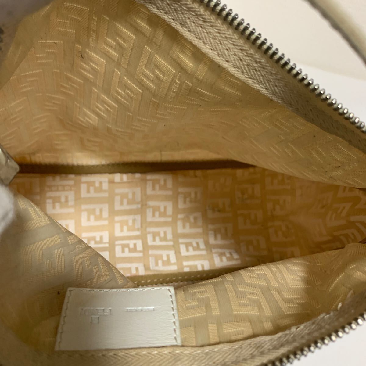  прекрасный товар FENDI Fendi Zucca рисунок аксессуары сумка ручная сумочка парусина оттенок бежевого 