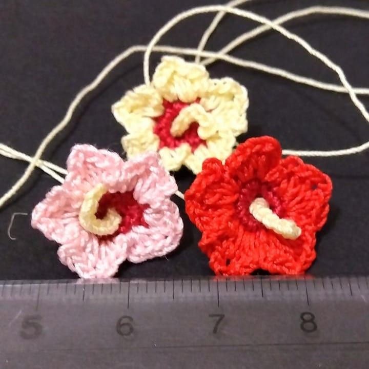 ハイビスカス  レース編み ハンドメイド Handmadeレース編み かぎ針編みの花モチーフ