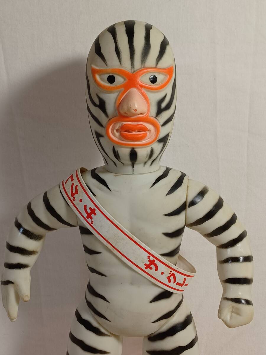 #nakajima подлинная вещь [ Great Zebra ] пакет есть заголовок есть sofvi Tiger Mask черепаха Mark средний . завод .. было использовано отсутствует la- электро- человек meti com 