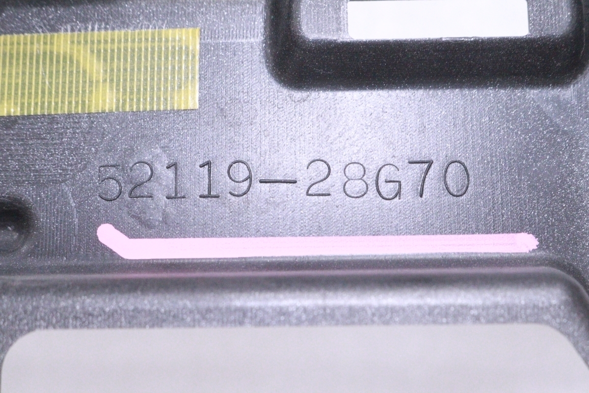 44-2184★前期 ZRR80G ZRR85G ノア ハイブリッド フロントバンパー★スタンダード系 52119-28G70 シルバー 1F7 補修用★トヨタ (KK)_画像10