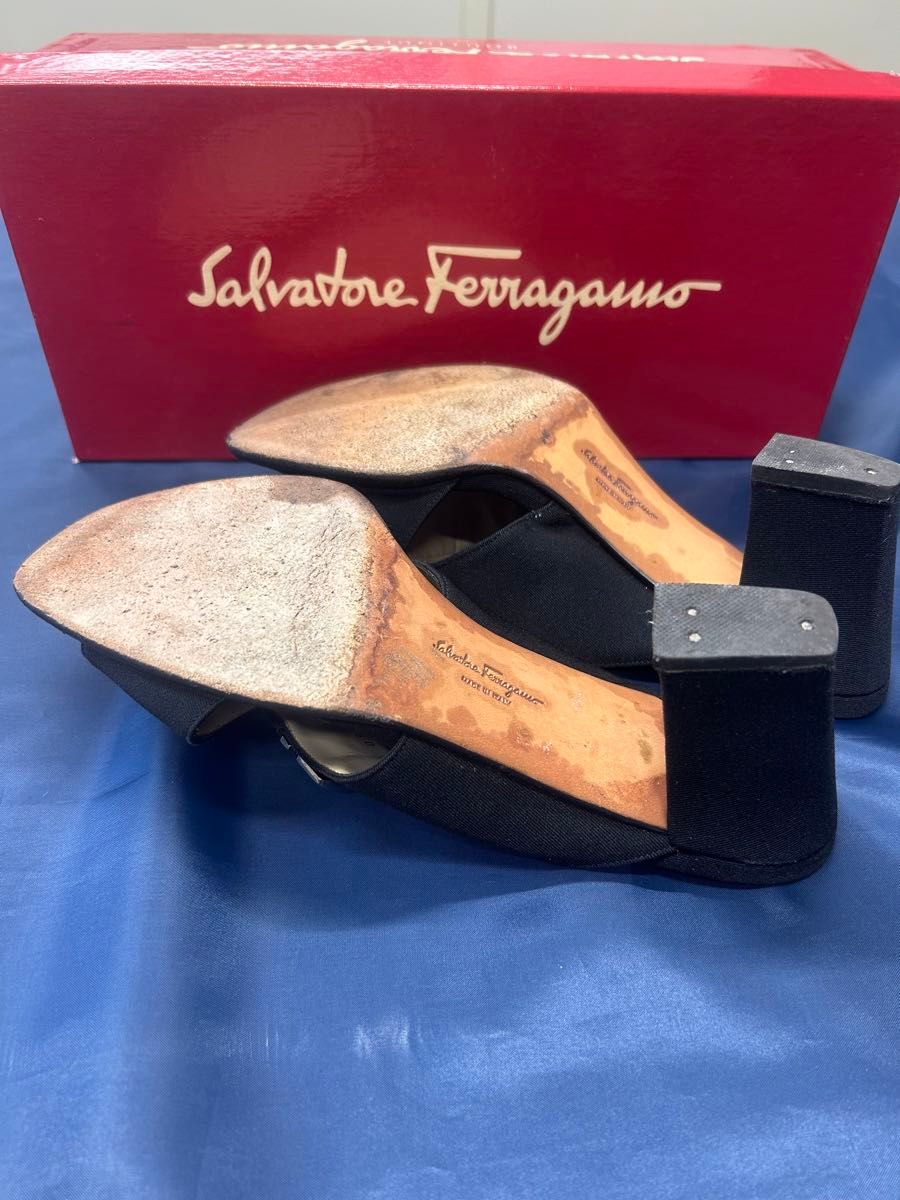 お値下げ中 Ferragamo ミュールサンダル 7  1/2 B  ブラック