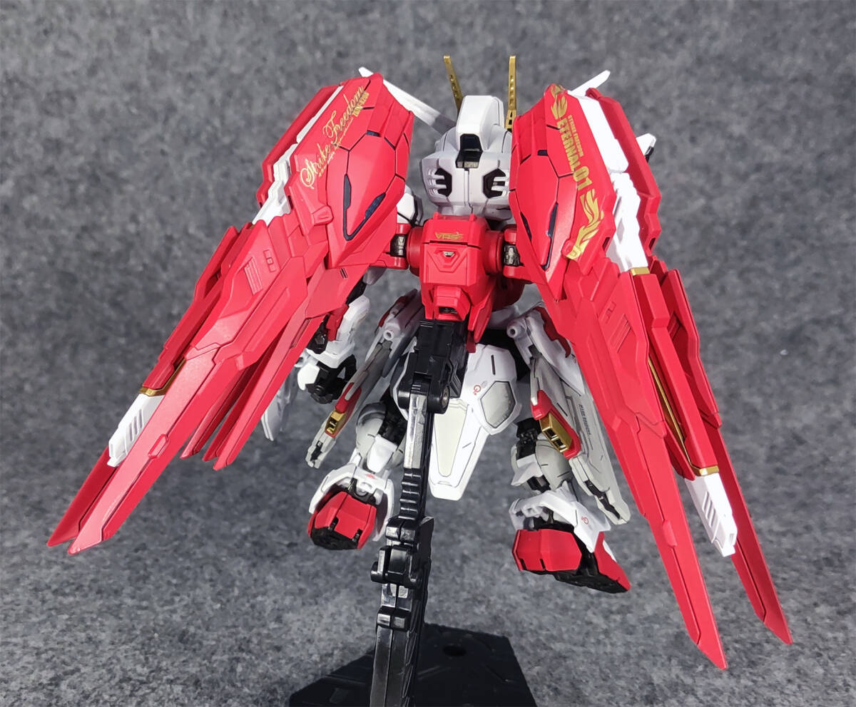 【MGSD 1/100 MGSD フリーダムガンダム Freedom Gundam 中国限定ヴァーミリオン・バードの配色 塗装完成品 機動戦士ガンダムSEED】Aone-047_画像4