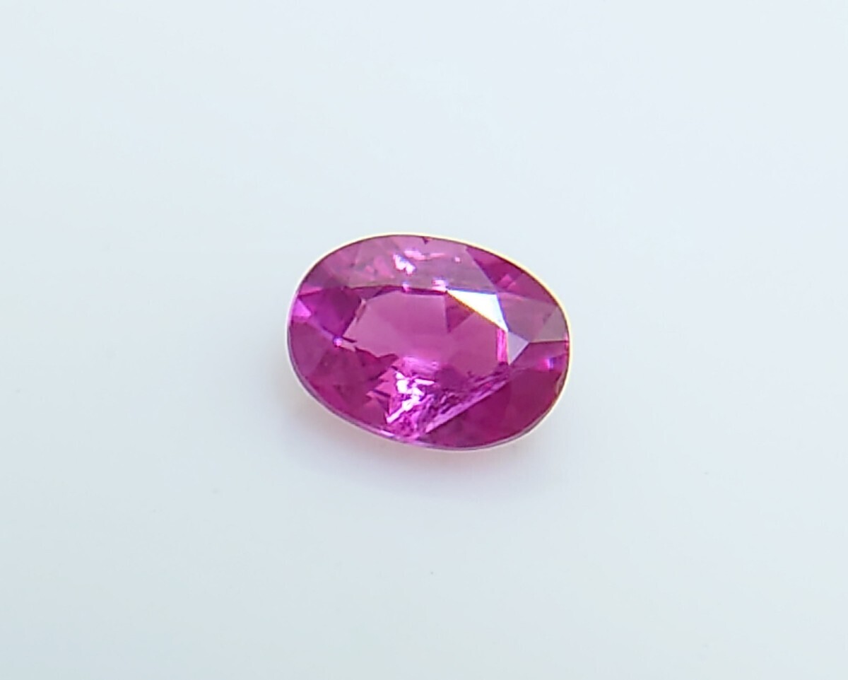 ルビー　0.23ct ルース　微細なカケ（LA-6886）