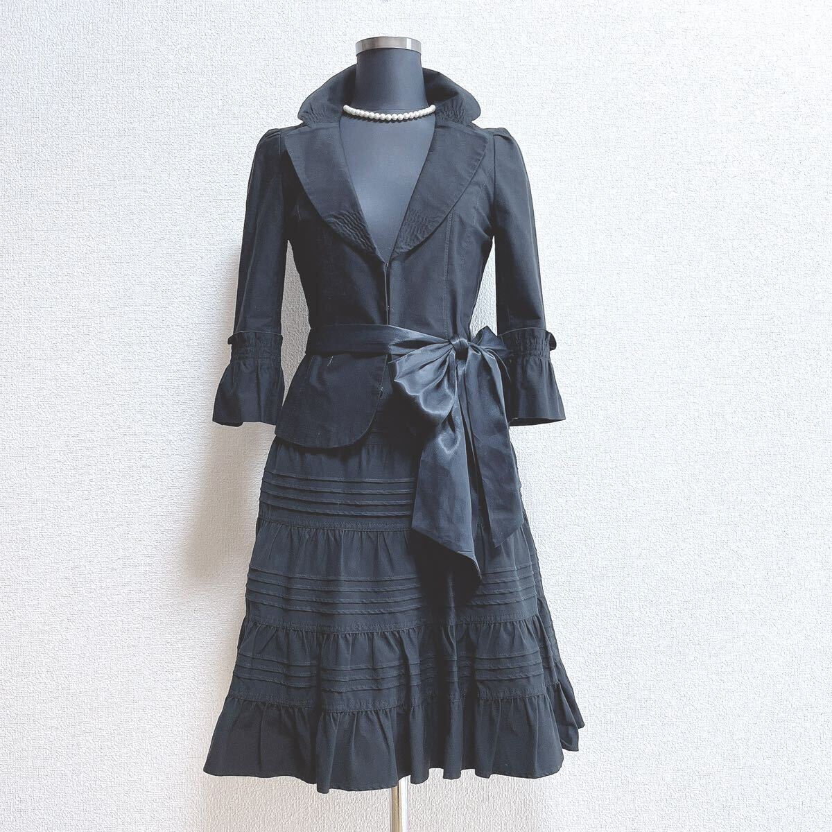 しえる様 美品♡TO BE CHIC トゥービーシック フリル ライトアウター Yahoo!オークション - TO BE CHIC トゥービーシック フリル
