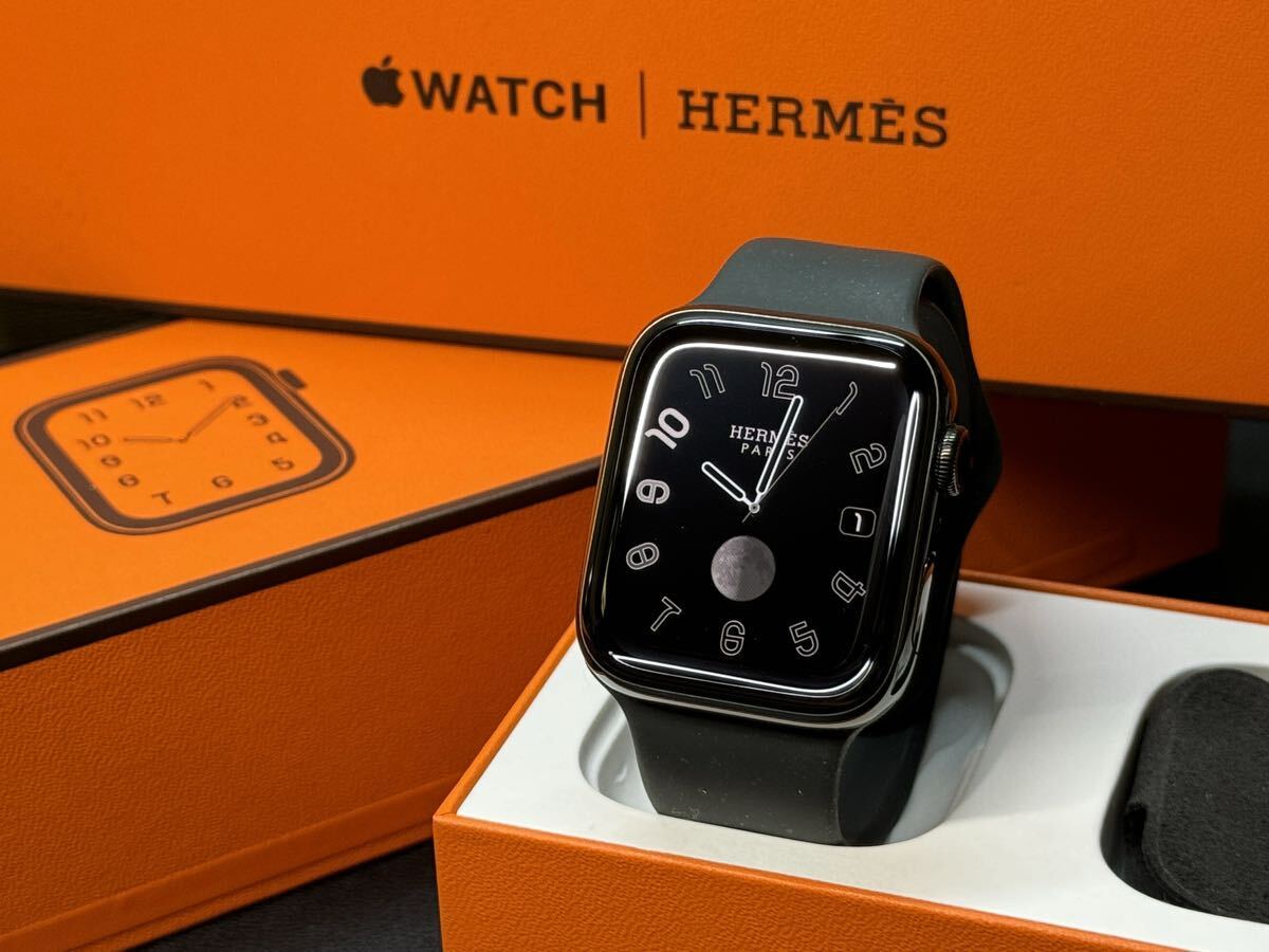 ☆即決 美品 バッテリー97％ Apple Watch series5 HERMES 44mm ブラック ステンレス 本体 アップルウォッチ エルメス 黒 GPS+Cellular 828_画像1