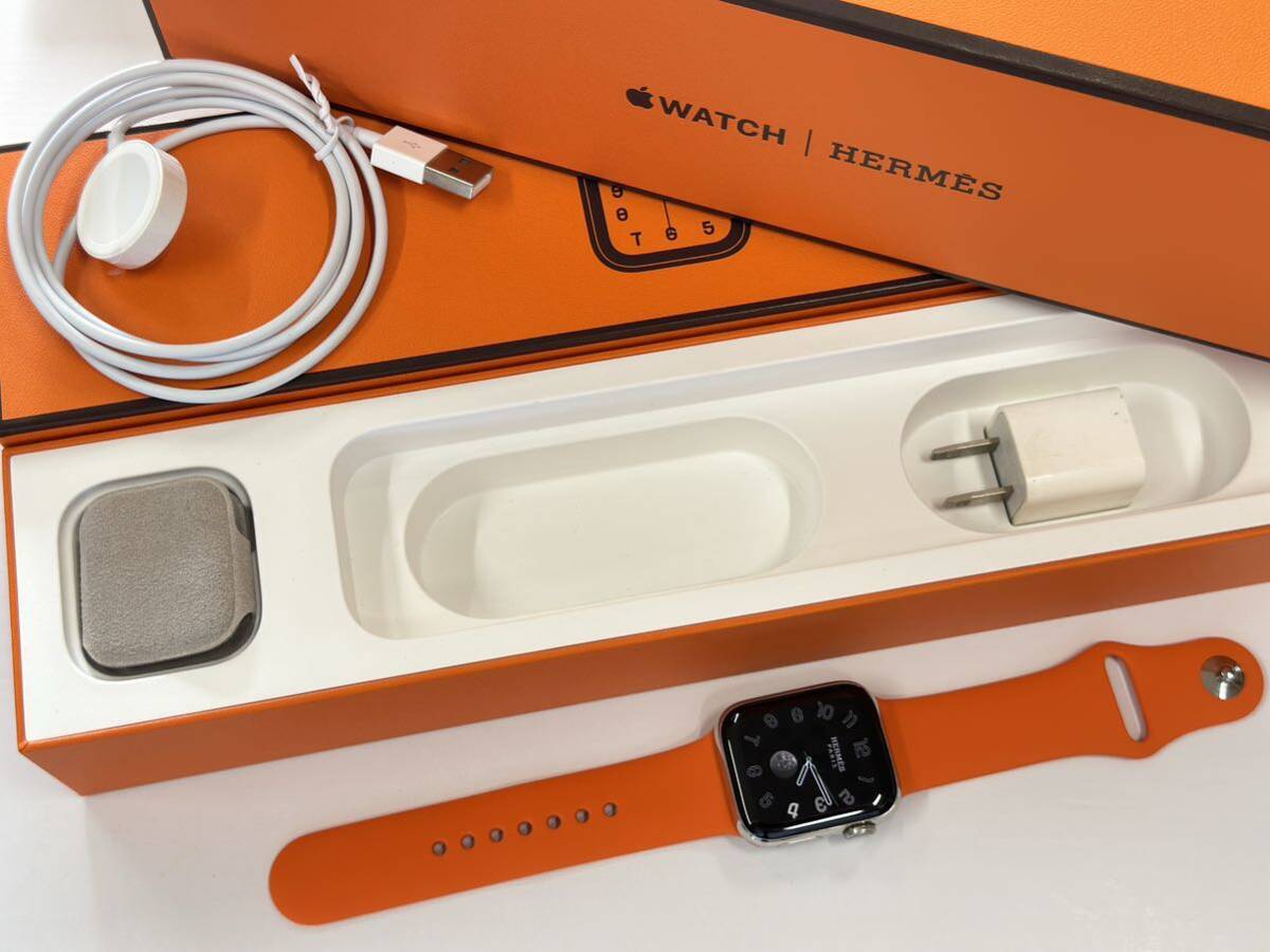 ☆即決 美品 バッテリー100％ Apple watch エルメス シリーズ4 アップルウォッチ HERMES Series4 40mm ステンレス GPS+Cellularモデル 943_画像2