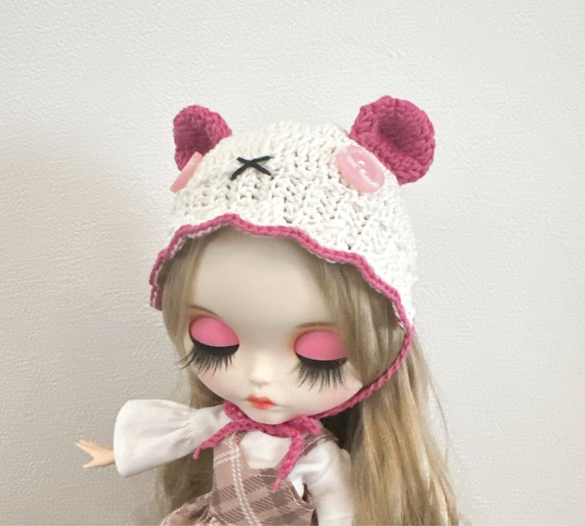 Blythe アイシードール　くま耳帽子　ピンク