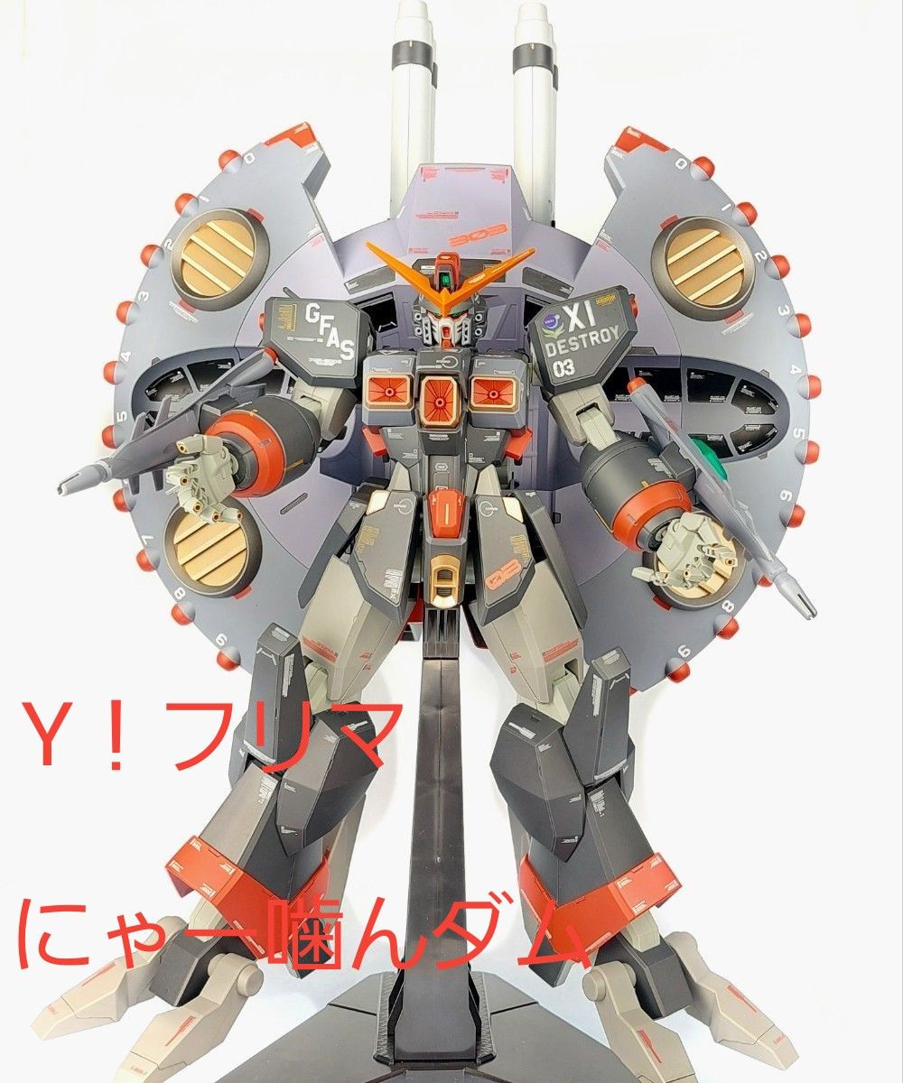 hgデストロイガンダム　完成塗装品