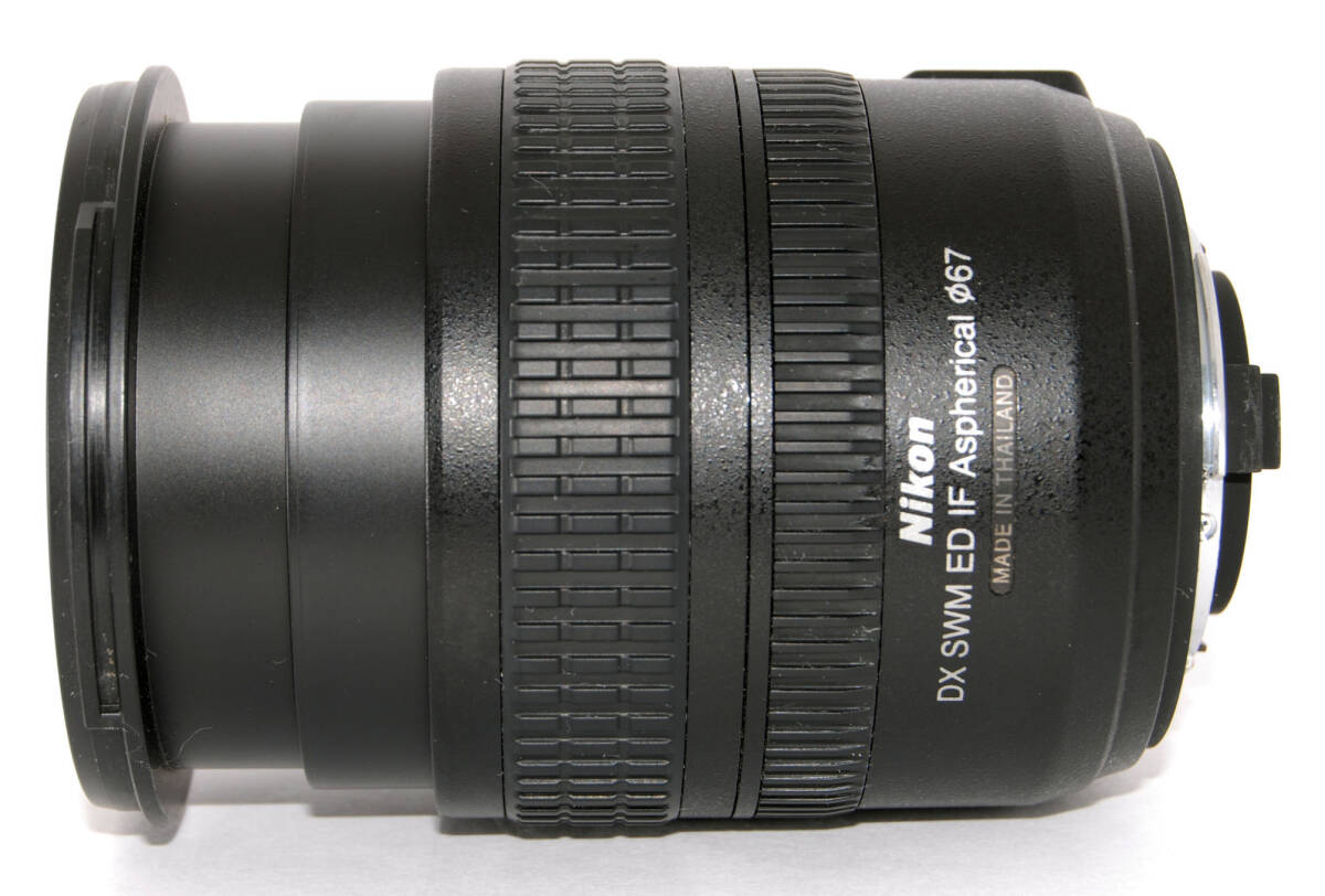 ◆初心者入門＆極上美品◆ NIKON ニコン AF-S 18-70mm F3.5-4.5G ED 付属品多数有り_外観は中古品にしては使用感は少なく綺麗★