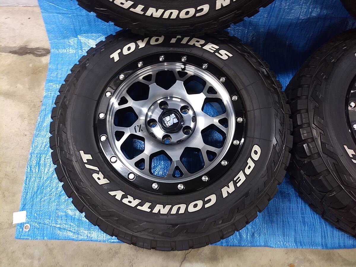 エクストリームJ XJ04 7J 16インチ オフセット35 114.3 5H TOYO オープンカントリー R/T 235/70R16 ホワイトレター 2021年製 デリカD5等_4本目のアップです