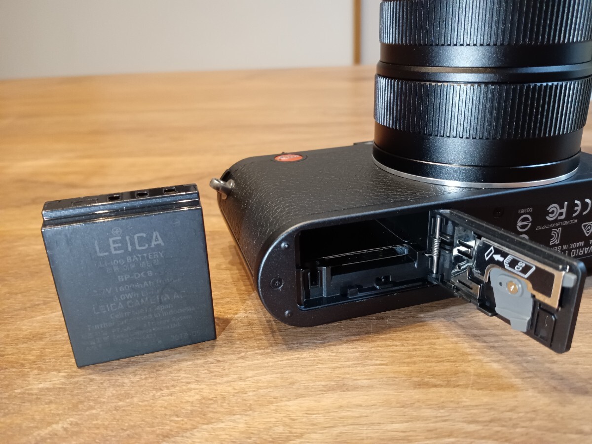 【純正カメラケース+ストラップ付き】Leica X Vario Typ 107 【取説付き】_画像8