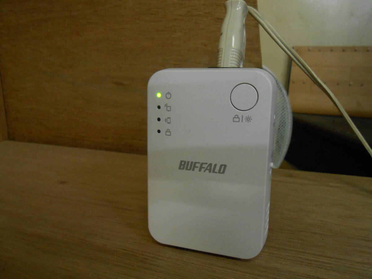 33.- BUFFALO WEX-1166DHPS Wi-Fi中継機の画像7