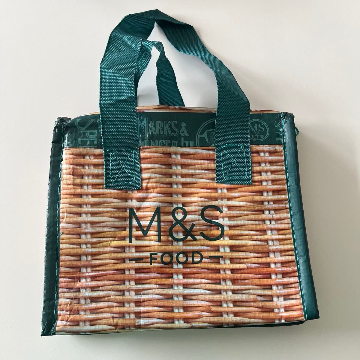 M&S イギリス マークス&スペンサー 保冷バッグ 小 Marks and spencer M&S イギリス マークス&スペンサー 保冷バッグ 小 Marks and spencer