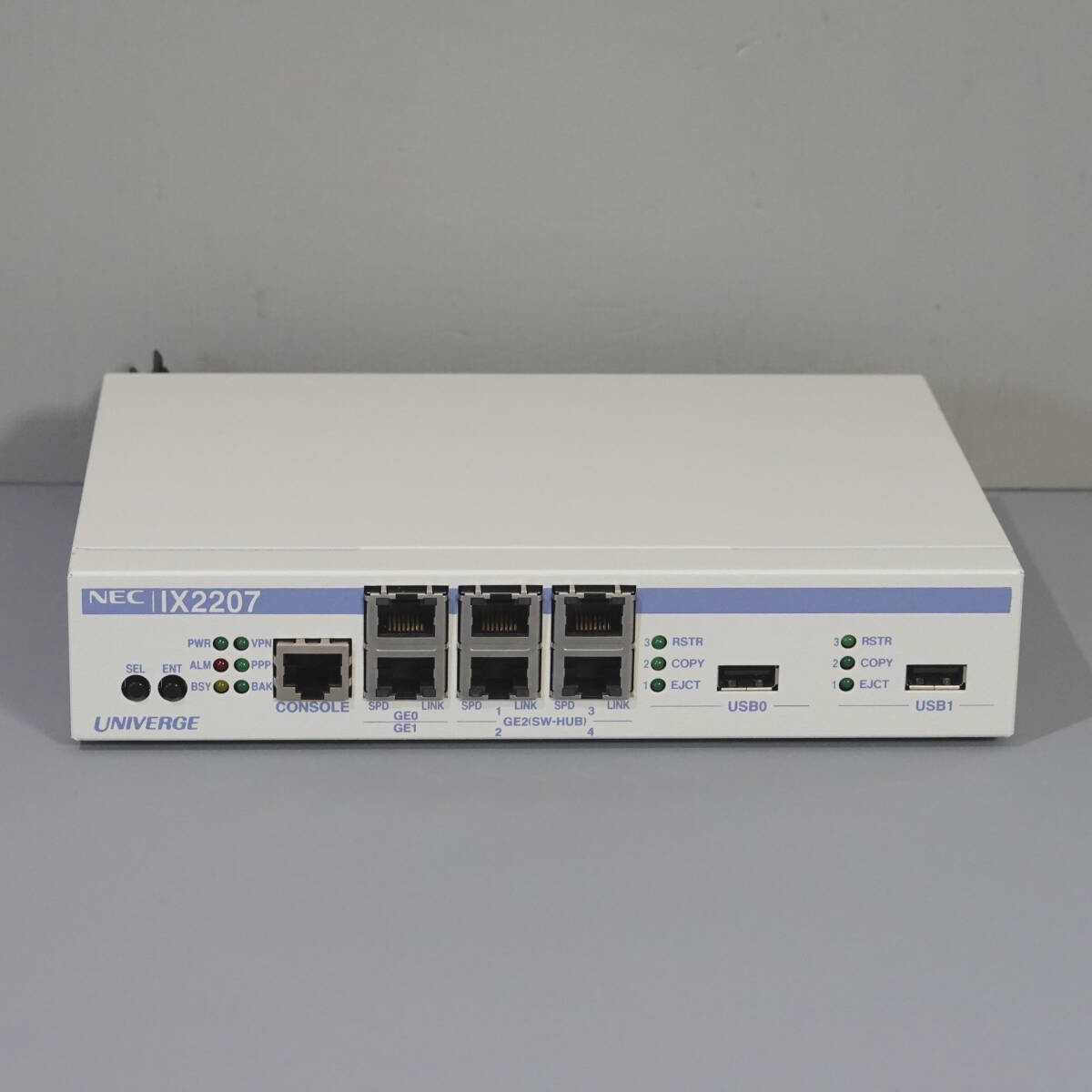 NEC VPN対応高速アクセスルータ UNIVERGE IX2207 ソフトウェア Ver. 10.8.24 【美品・純正電源ケーブル付属】_本体前面