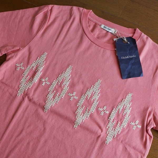 新品未使用・Hub&Spoke・ネイティブアメリカンTシャツ・PINK・M～Lサイズ・刺繍・インディアン柄・ハブアンドスポーク_画像2