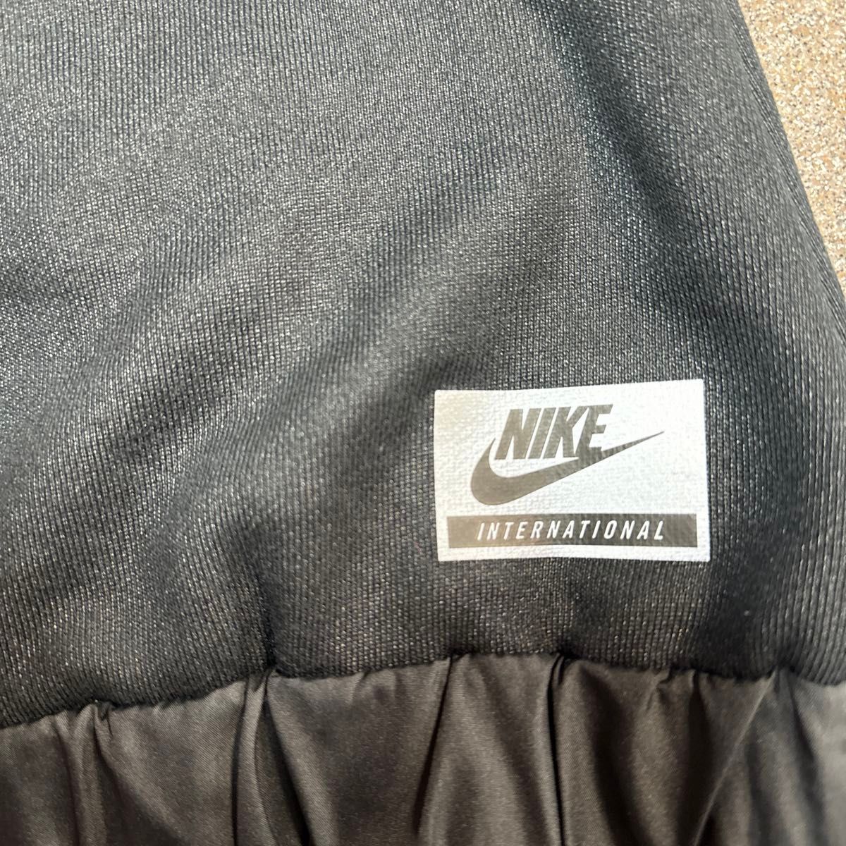 NIKE Tシャツ