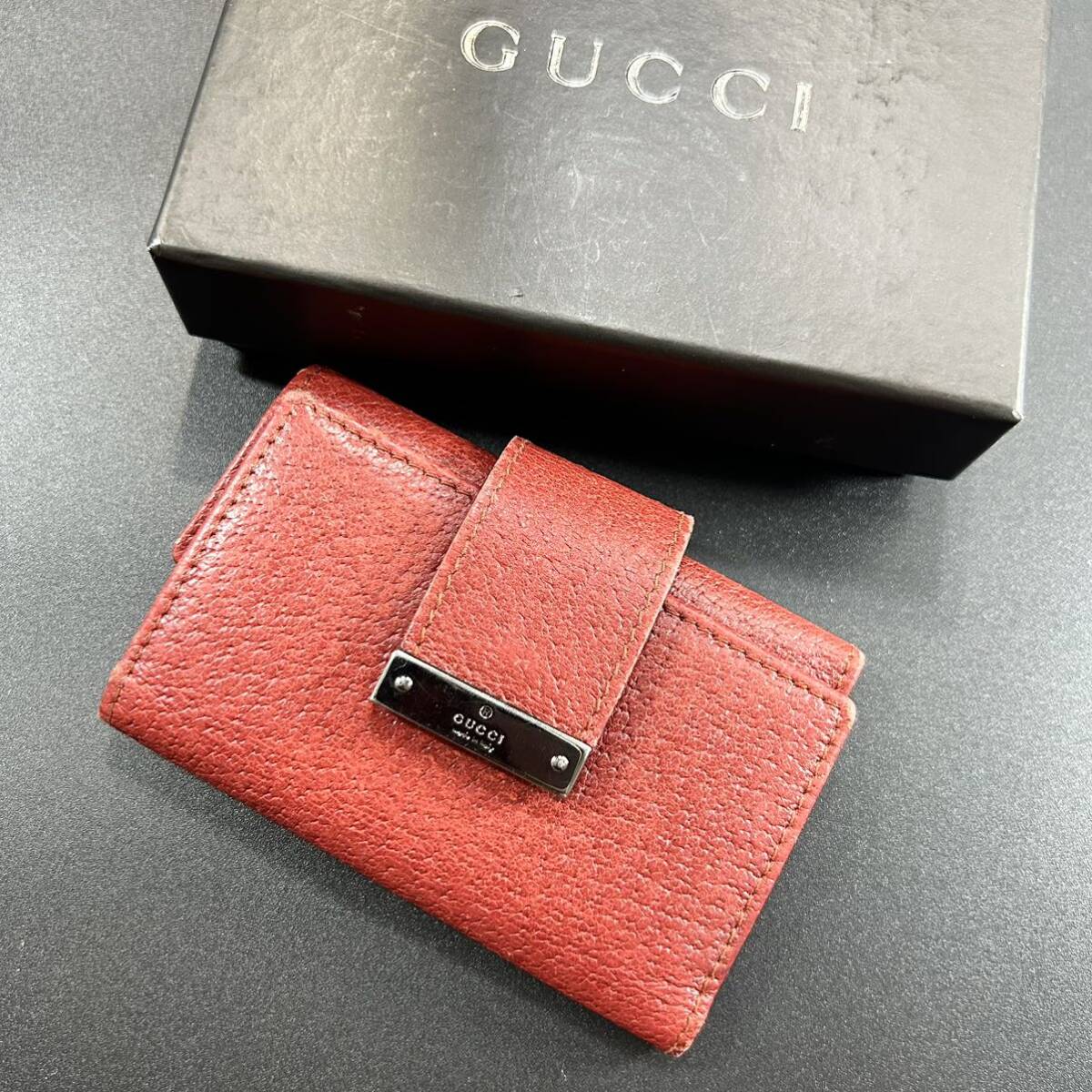 1 иен ~ GUCCI Gucci мужской женский чехол для ключей 6 полосный кожа красный красный серия 