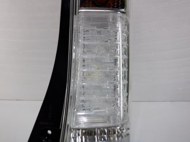 ホンダ N-BOX JF1 純正 LED 右テールランプ カスタム イチコー/D106 JF2 N-BOXプラス 運転席 テールライト 棚E17-2の画像3