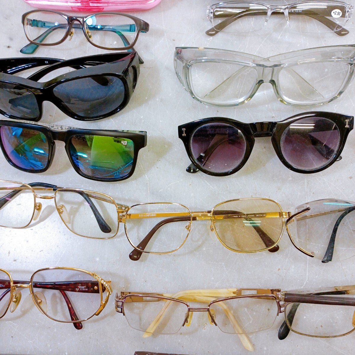 ジャンク メガネ サングラス 眼鏡 老眼鏡 ブランド めがね メガネケース めがねまとめの画像3