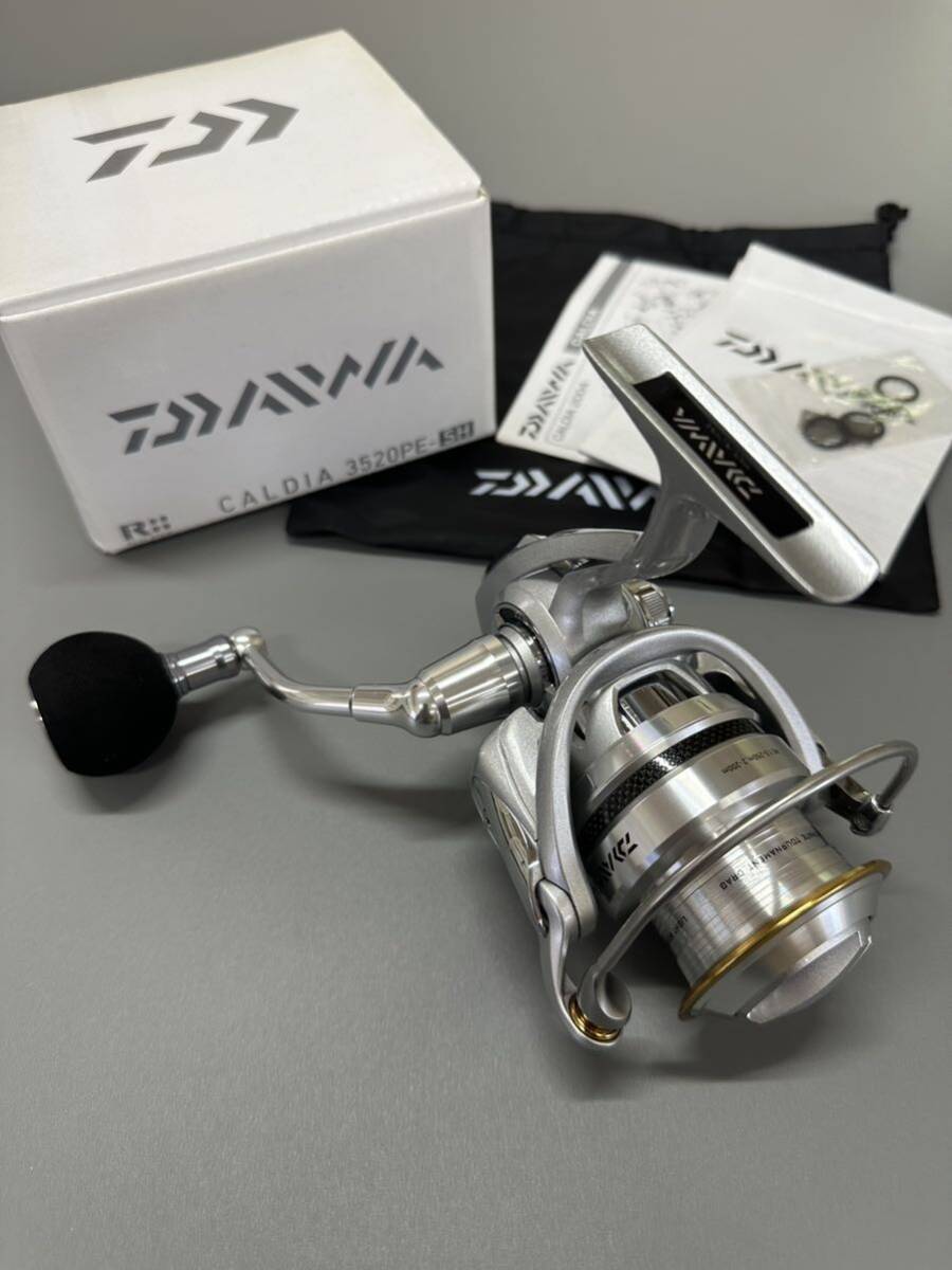 1円スタート DAIWA ダイワ 11カルディア3520PE-SH_画像1