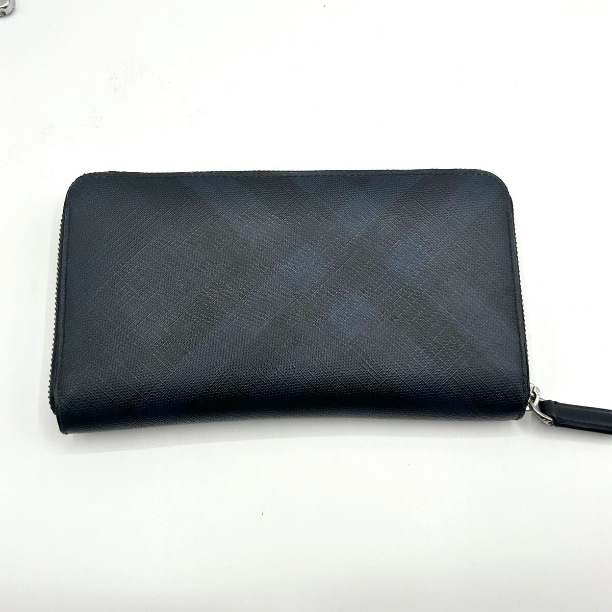 シャドーチェック Burberry バーバリー ラウンドジップ オーガナイザー ノヴァチェック ネイビー ブラック 大容量| シャドーチェック Burberry バーバリー ラウンドジップ オーガナイザー ノヴァチェック ネイビー ブラック 大容量|