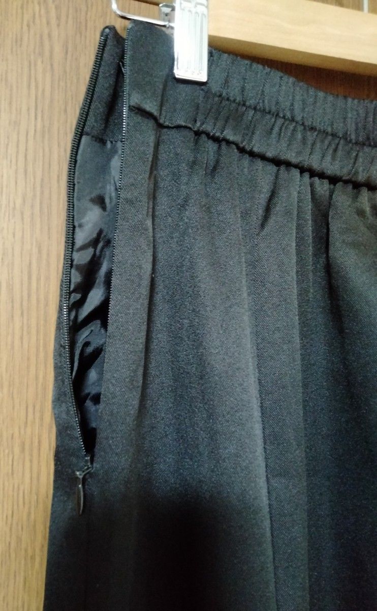 マジェスティックレゴン　アシメヘムマーメイドスカート　ブラック　Mサイズ